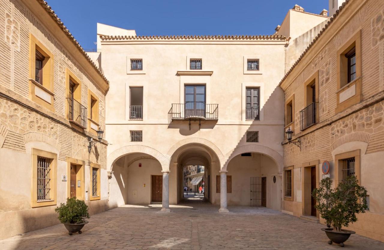 Casa De La Moneda Residences Sevilla — Photos 2